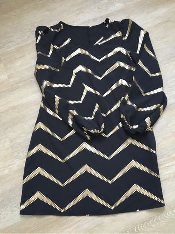 Robe noire or 38