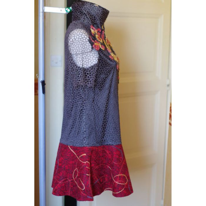 LE MIRAGE - Robe courte brodée T40 - photo numéro 2