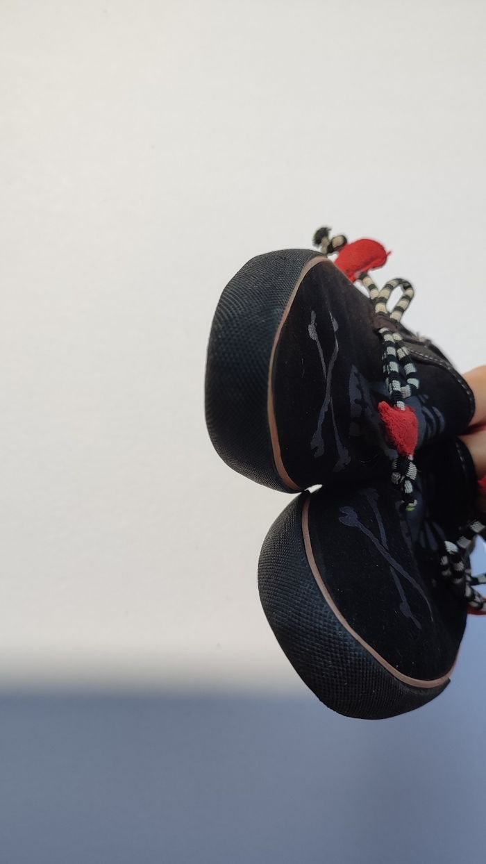 Basket Draven tête de mort T37 - photo numéro 7