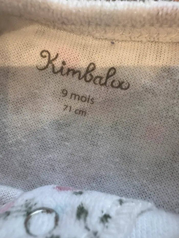 🌷Lot de pyjamas en velours bébé fille taille 9 mois🌷 - photo numéro 3