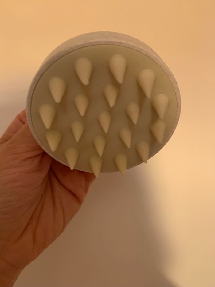 Brosse shampoing cheveux - photo numéro 2