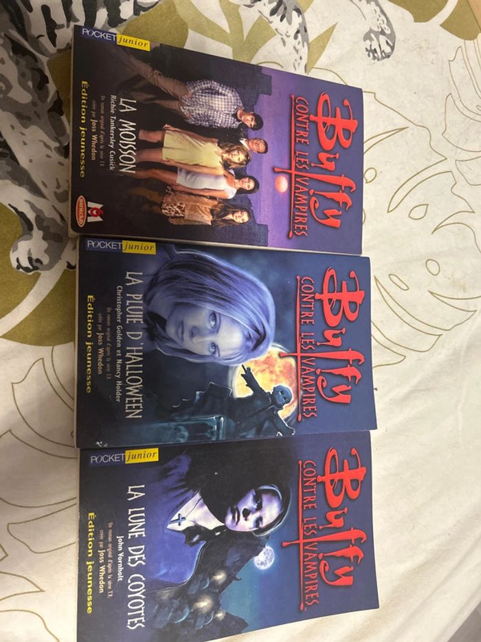 3 livres Buffy contre les vampires