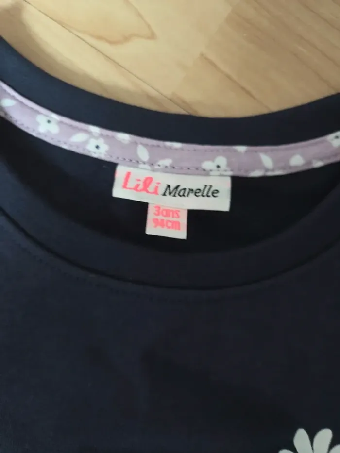Robe neuf sans étiquettes lili marelle taille 3ans - photo numéro 2