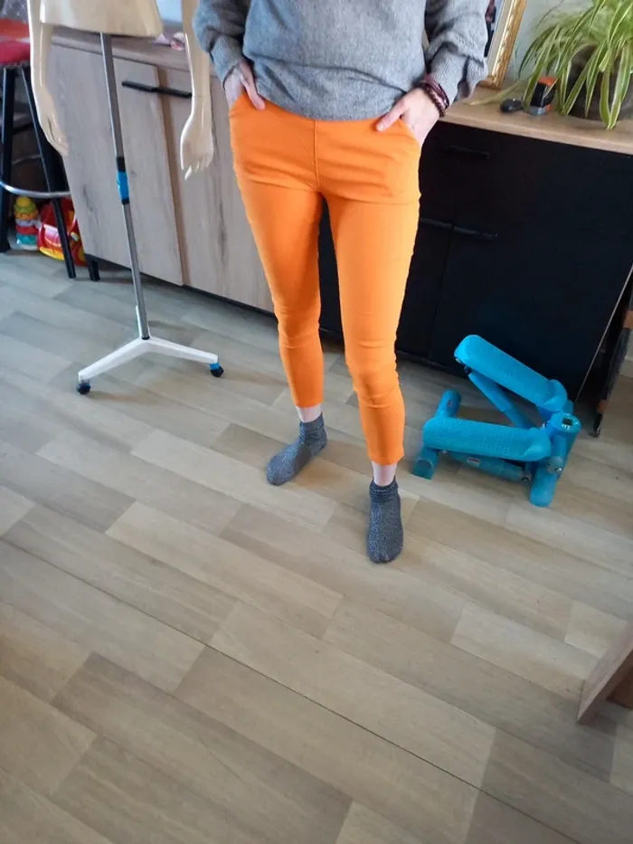 Pantalon femme T. 36/38 - photo numéro 6