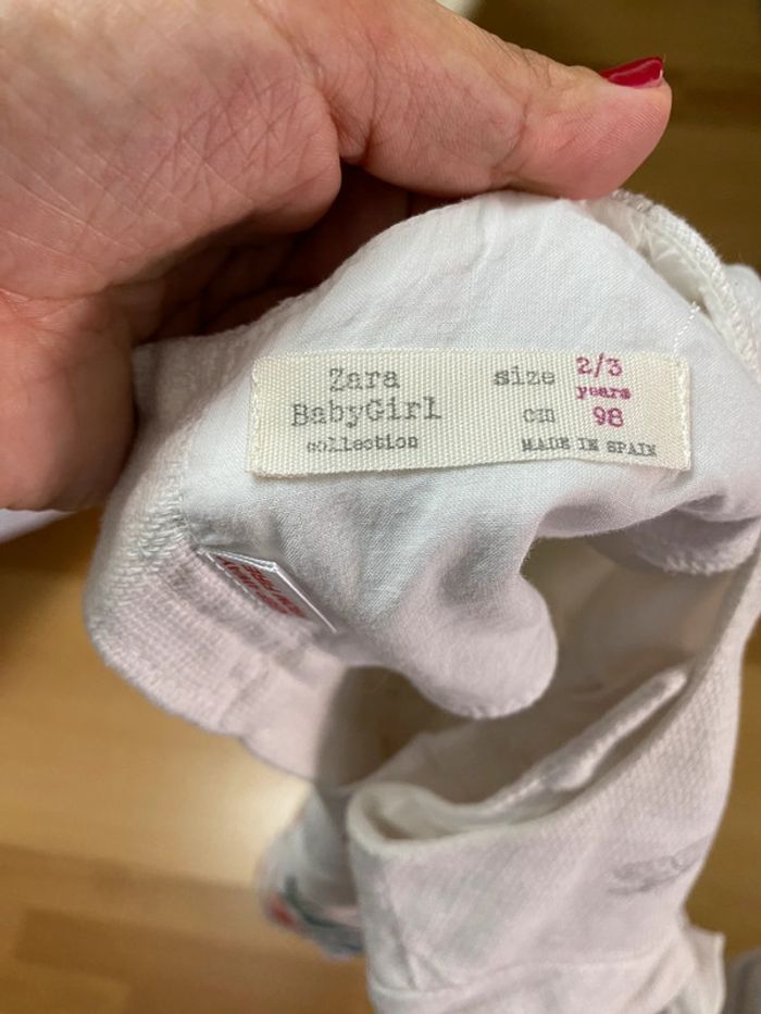 Robe Zara en très bon état 2/3 ans - photo numéro 2