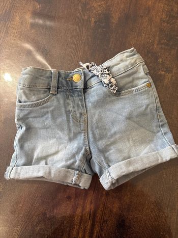Short jean