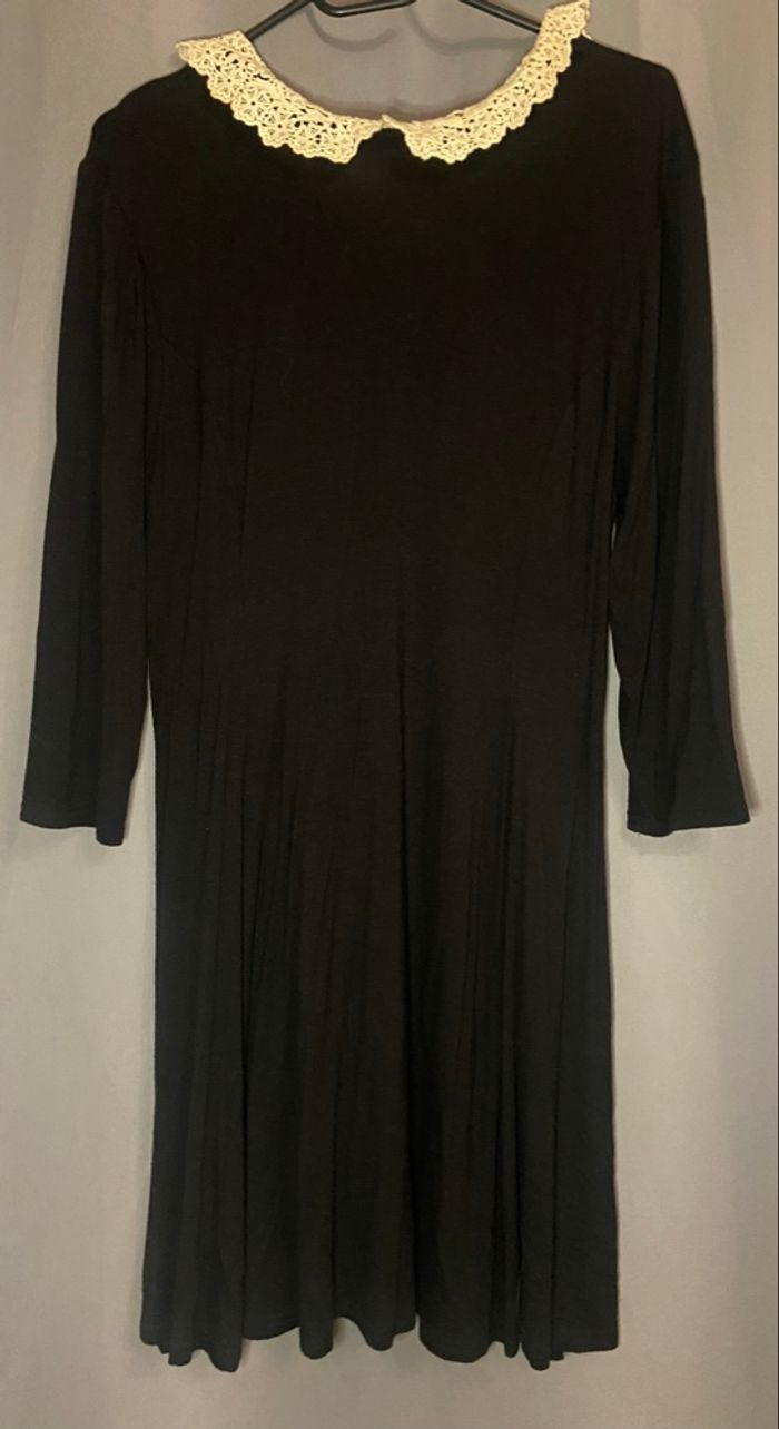 Robe mi-longue »New Look »noire et écrue