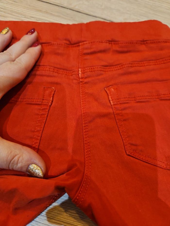Pantalon rouge 6 ans - photo numéro 7