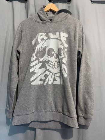 Pull gris