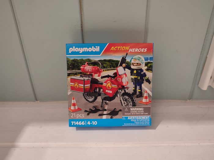 Playmobil 71466 Pompier et moto
