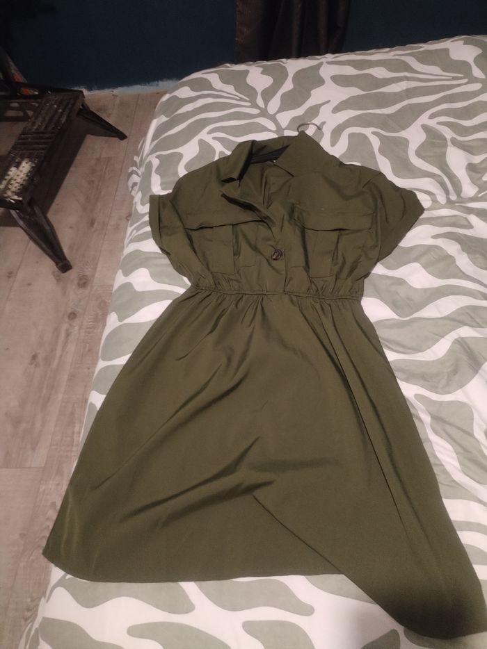 Robe courte - photo numéro 2