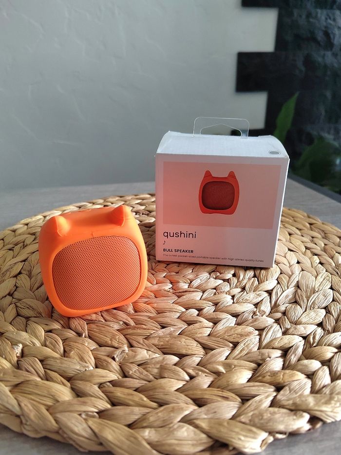 Enceinte Bluetooth Qushini neuve – orange – Neuve