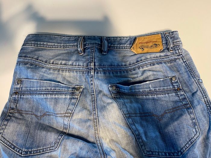 Jean homme diesel w30 L 34 - photo numéro 4