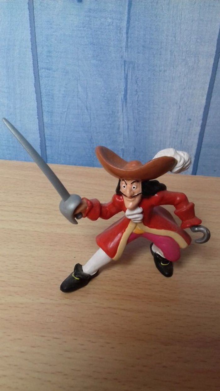 Figurine Capitaine Crochet