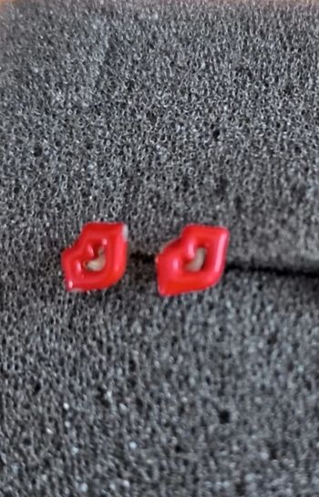 Paire de boucles d'oreilles "bouche"