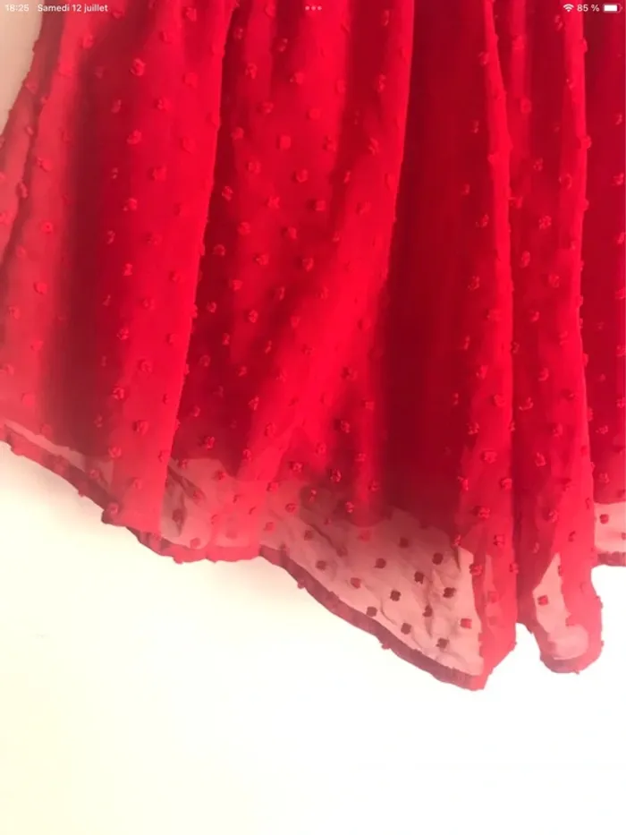 Short Shein rouge et plumetis taille 34/36 - photo numéro 3
