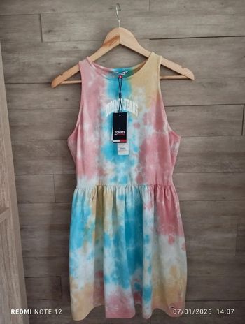 Robe Tommy Hilfiger coloré TM neuf étiquette