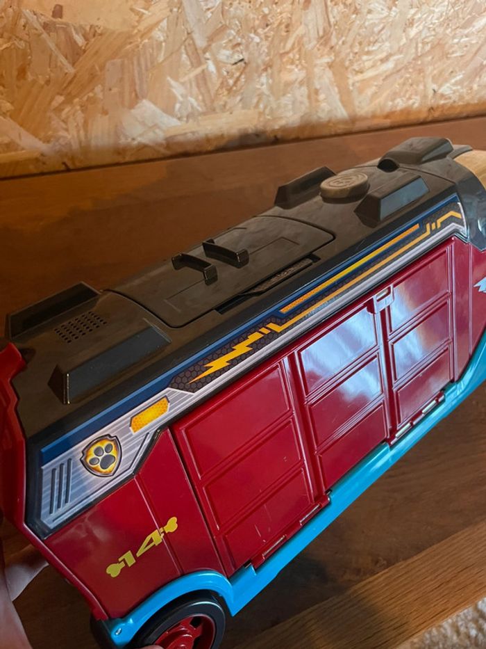 Idée cadeau 🎁 Camion Mission Cruiser sonore Mighty Pups avec sa carte magique - photo numéro 19