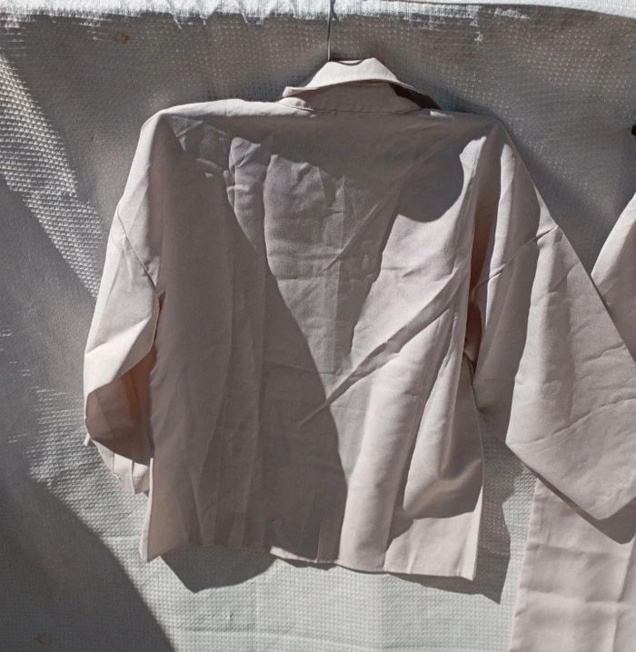 Ensemble chemise pantalon neuf - photo numéro 5