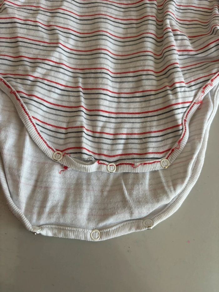 Lot de 9 bodys 36 mois 3 ans - photo numéro 5