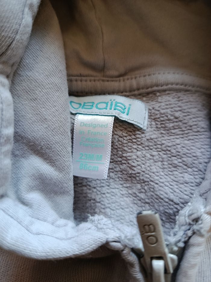 Sweat à capuche 23 mois - photo numéro 5