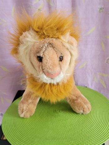 Peluche roi lion