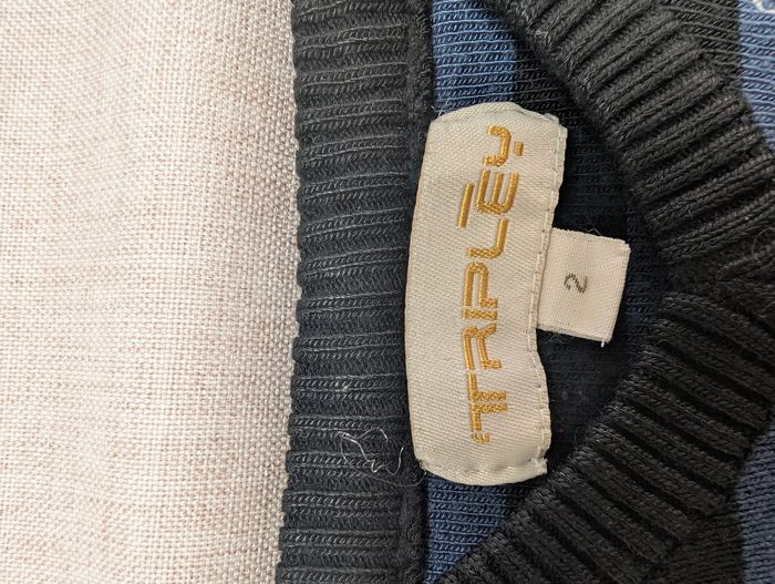 Pull col en v 2 ans - photo numéro 4