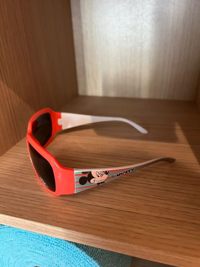 Lunettes de soleil Mickey - photo numéro 3