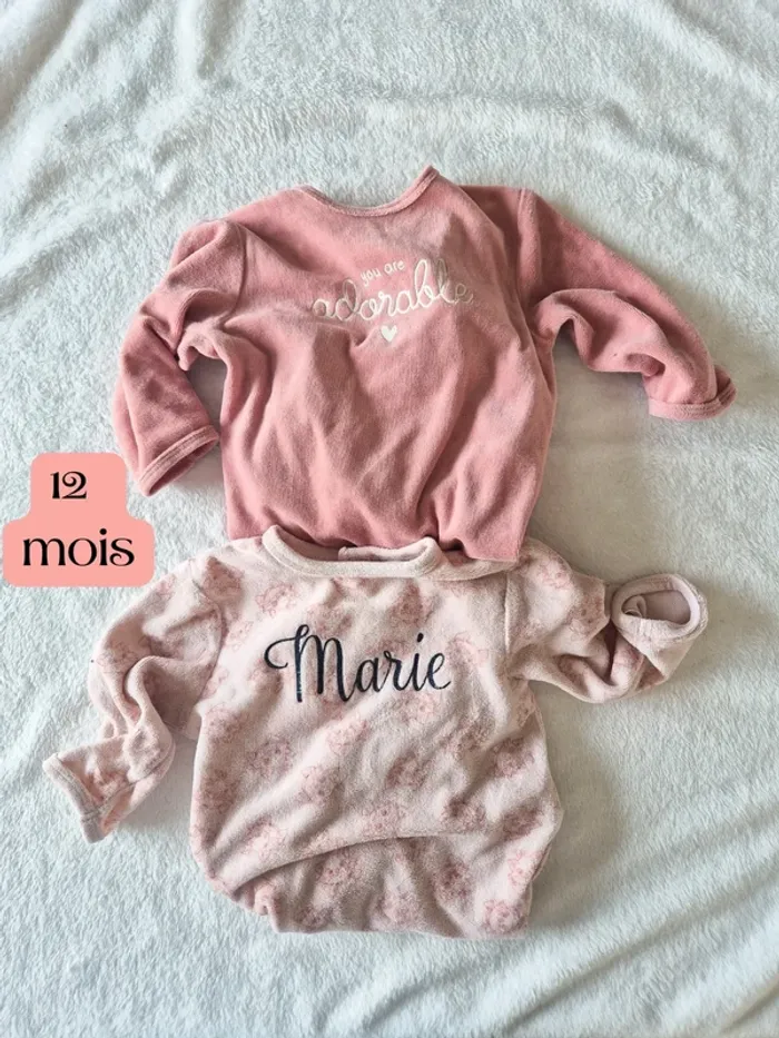 Lot 2 pyjamas disney-kiabi 12 mois
