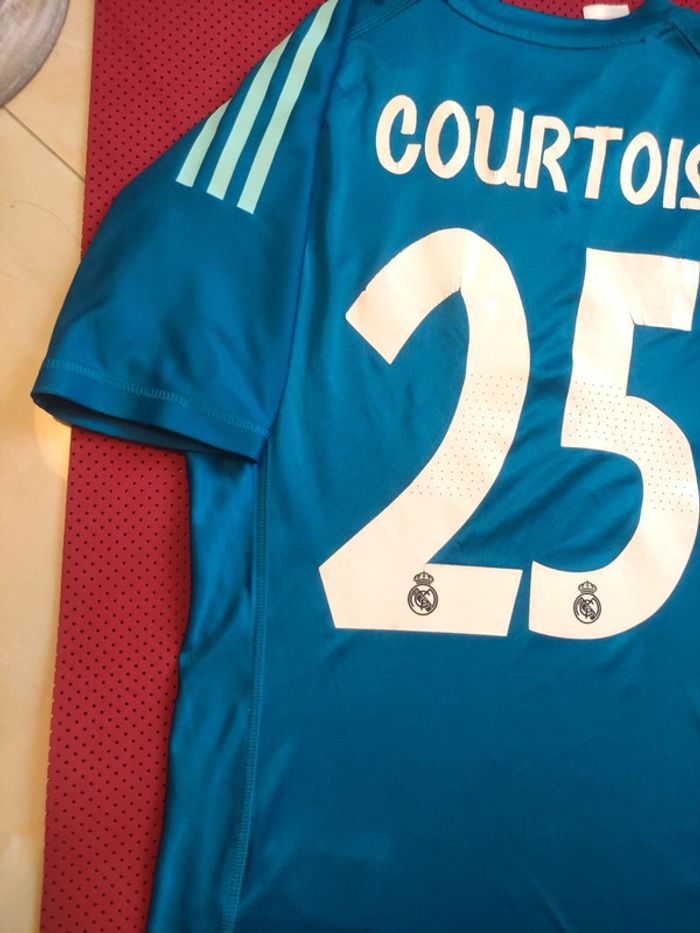 Maillot de foot Courtois Real Madrid, Adidas Authentique Officiel taille enfant 13/14 ans - photo numéro 12