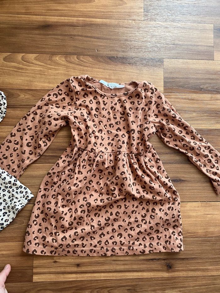 Lot robes filles - photo numéro 2