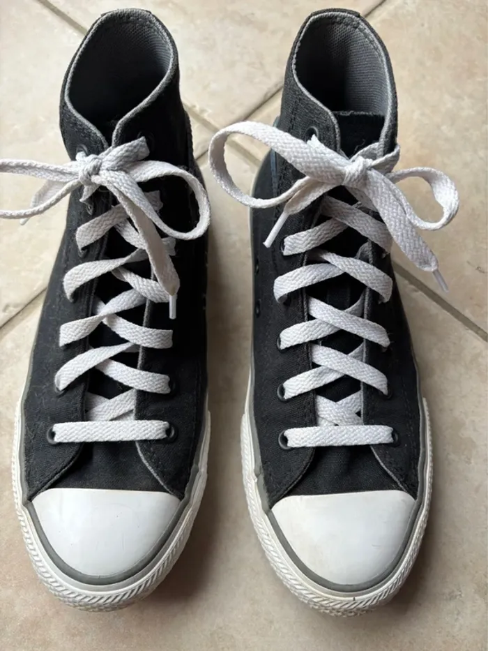 Baskets Converse 36 - photo numéro 3