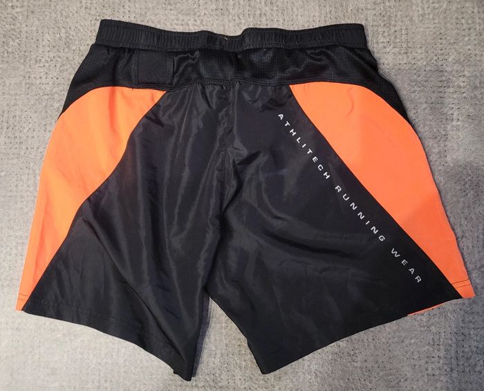 Short très léger - photo numéro 2