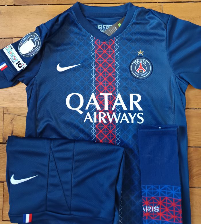 Kit football Dembélé taille 8 ans modèle 2026 étoile domicile - photo numéro 3