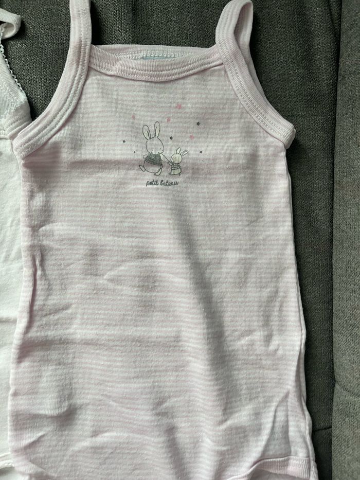 Bodys fines bretelles 6 mois - photo numéro 2