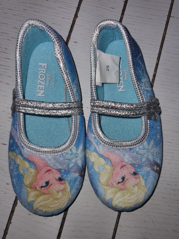 Chaussons reine des neiges 26