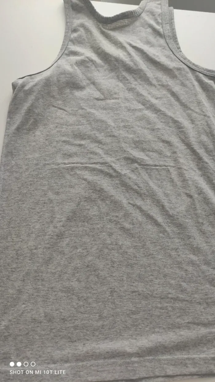 Débardeur gris - photo numéro 2