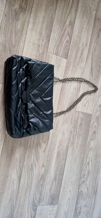 Sac noir matelassé divina