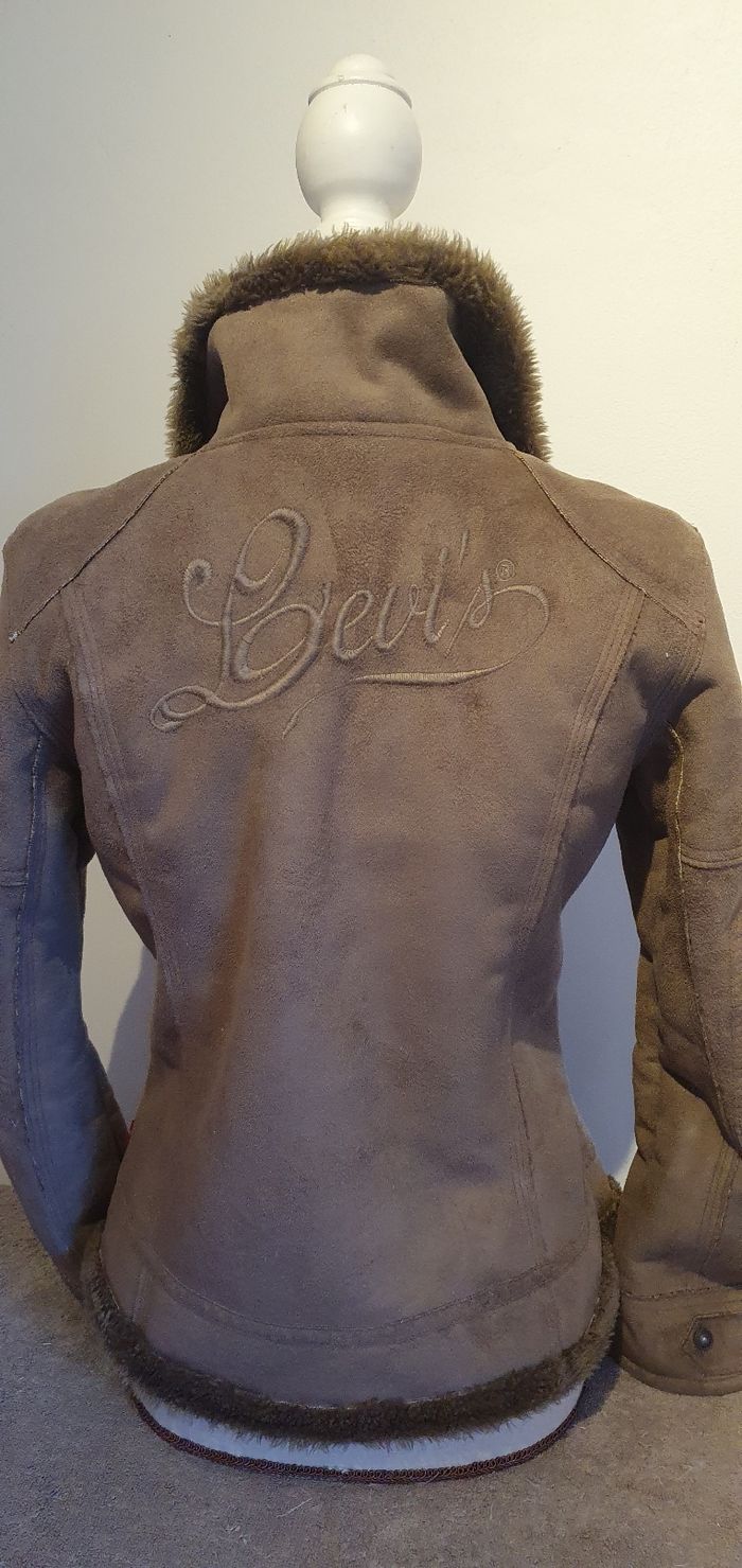 Veste femme Levis taille s/36 - photo numéro 2