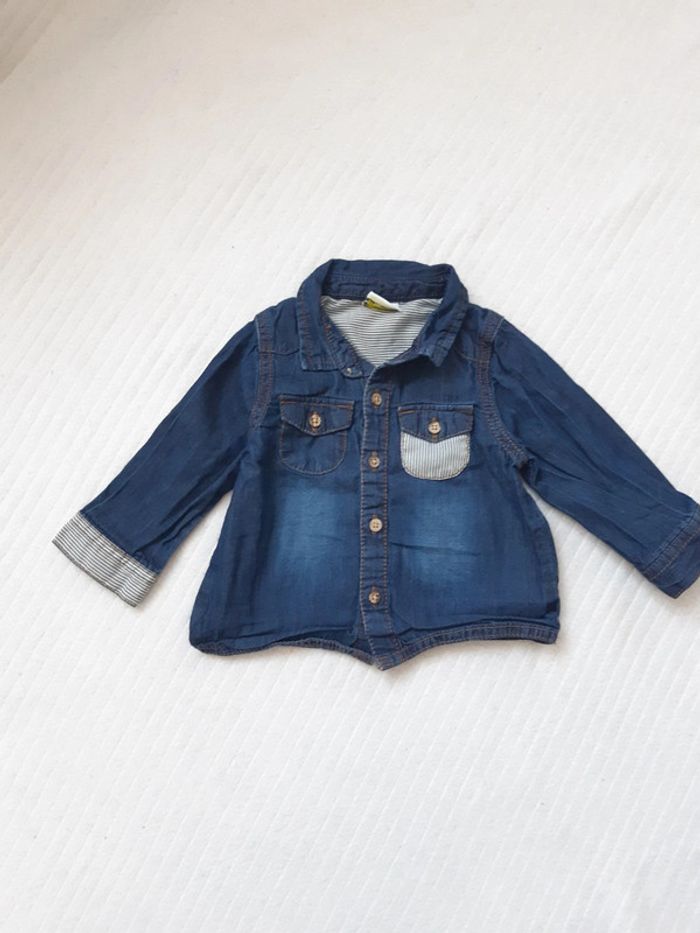 Tenue chemise en jean et pantalon noir 9 mois - photo numéro 2