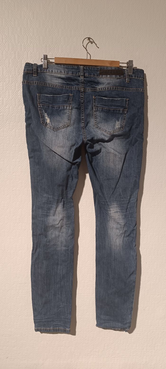 Jean Rock Angel délavé & destroy – patchs – coupe slim – taille XL - photo numéro 5