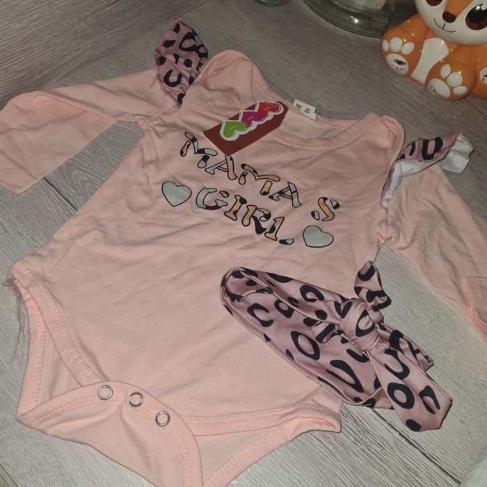 Ensemble bébé fille taille 70 - photo numéro 3