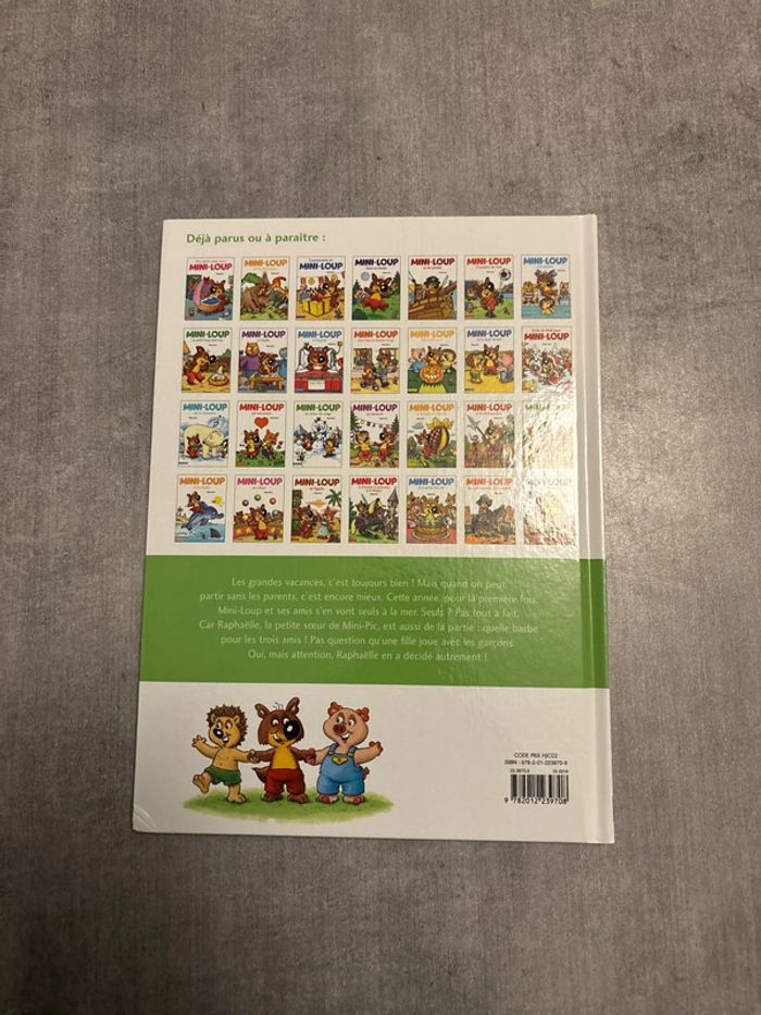 Livre Mini-Loup en vacances - photo numéro 2