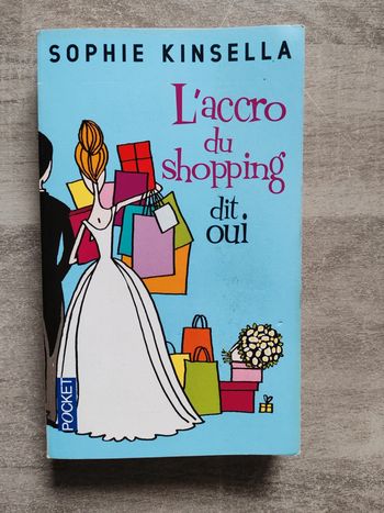 Livre L'accro du shopping Sophie kinsella