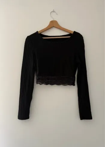 Haut manches longues Crop top taille m SHEIN en très bon état