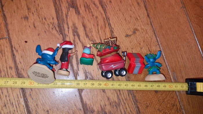 Lot de figurines Lilo et Stich Thème Noël - photo numéro 5