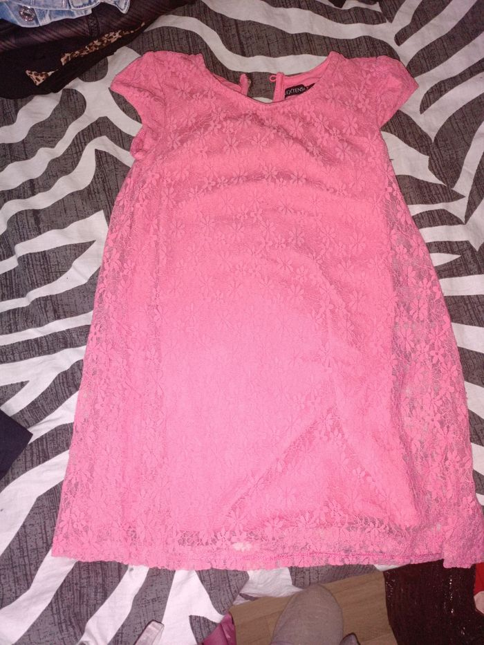 Robe en dentelle fille