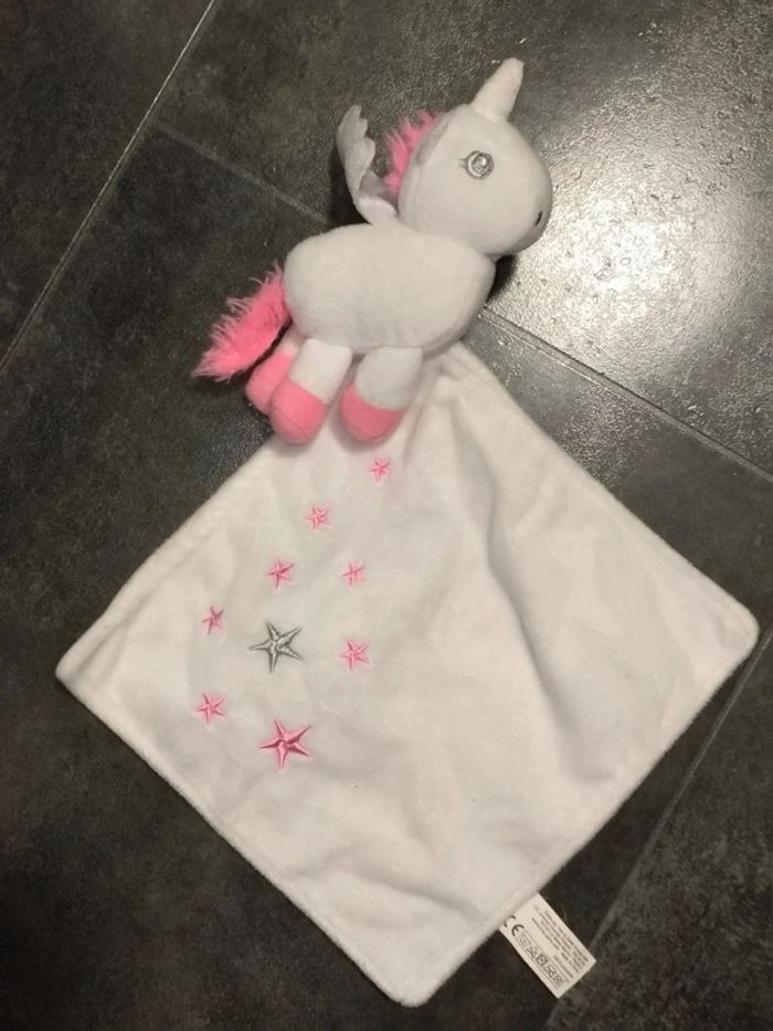 Doudou licorne