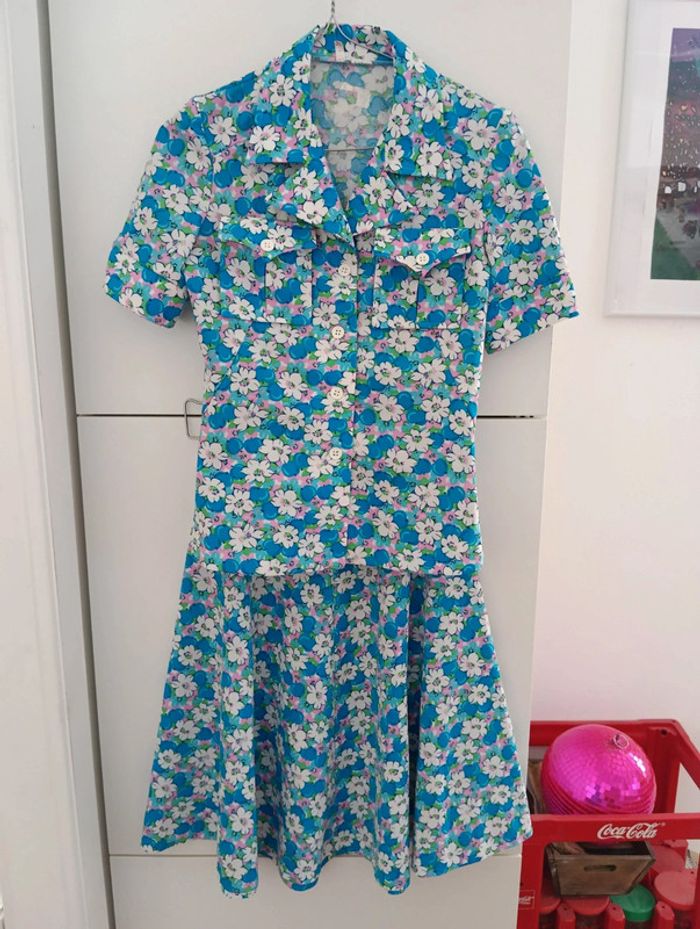Magnifique Ensemble vintage 70's bleu fleurs roses /blanches taille 34
