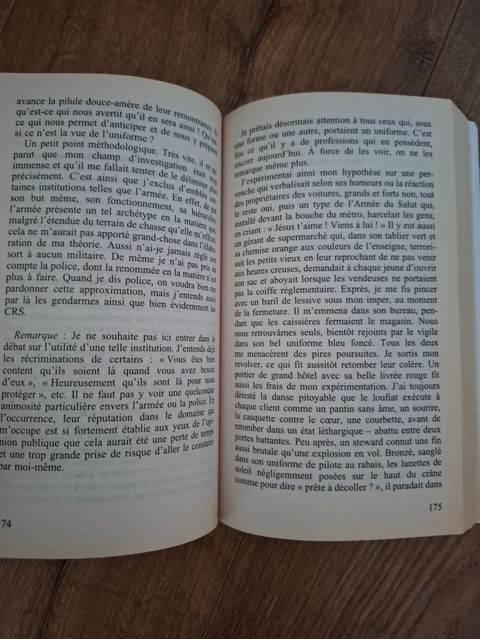 Roman Mort aux cons de Carl Aderhold en bon état - photo numéro 3